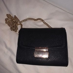 Black and gold purse